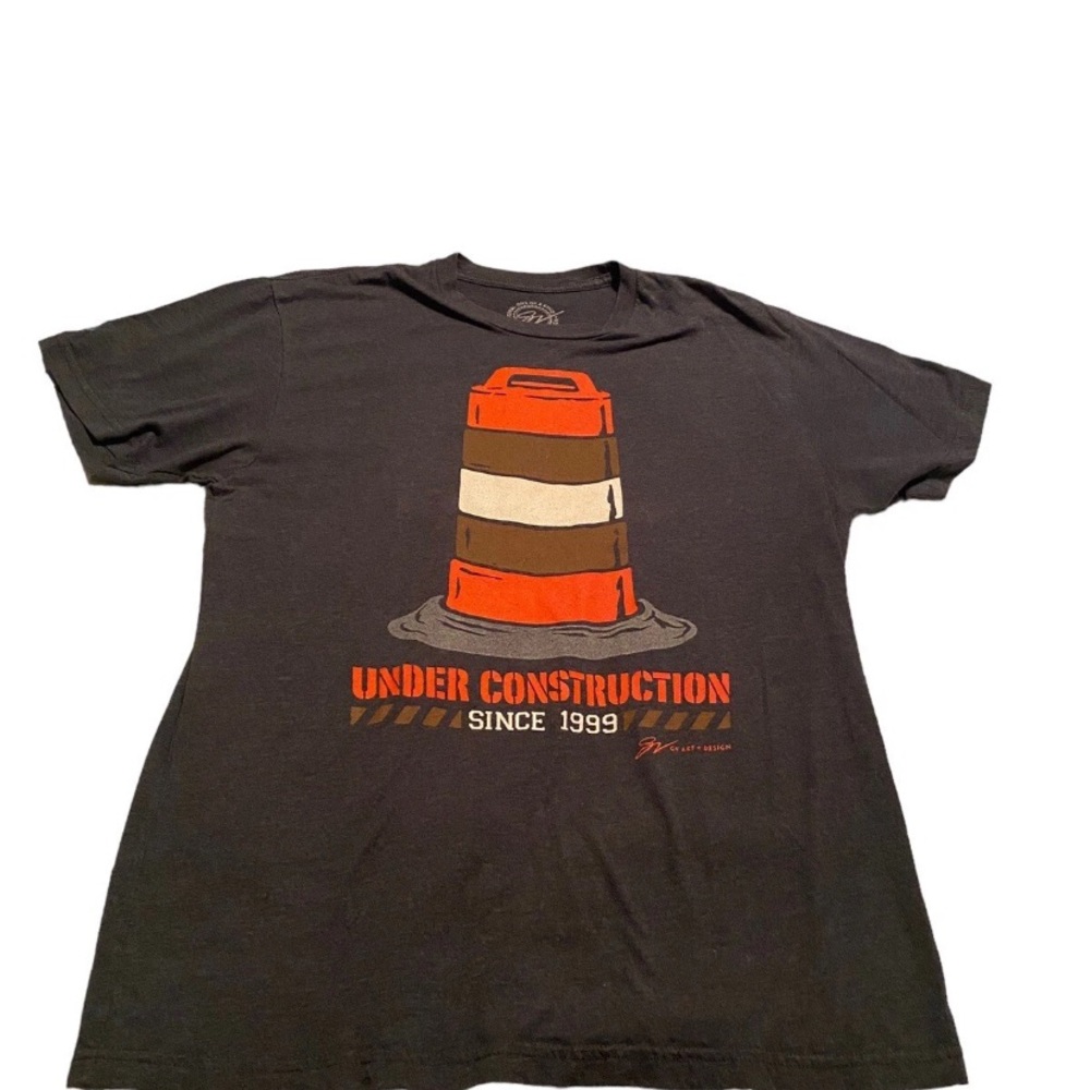 GV Art +Design Cleveland Under Construction Since 1999 Men's T-shirt Size L